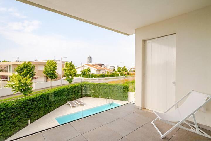 Apartment Luma With Pool リド・ディ・イエゾロ エクステリア 写真